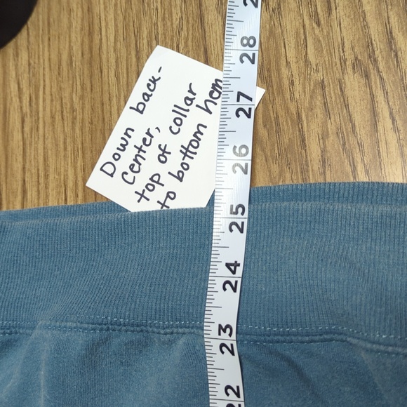 Disney ladies small NWT Hercules sweatshirt S - Picture 8 of 8